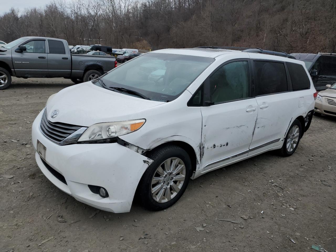 VIN 5TDDK3DC6ES088302 2014 TOYOTA All Models no.1