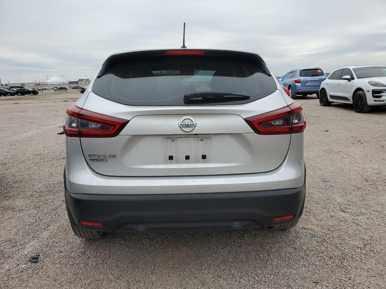 2021 Nissan Rogue - Image 6