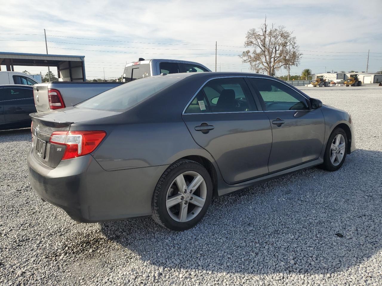 2013 Toyota Camry - Image 3