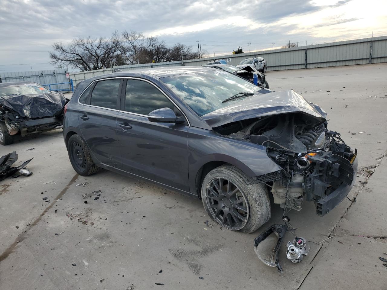 2018 Hyundai Elantra - Image 4