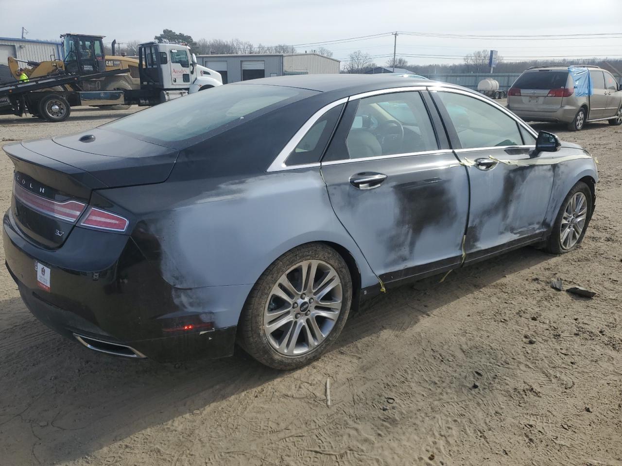 2015 Lincoln MKZ - Image 3