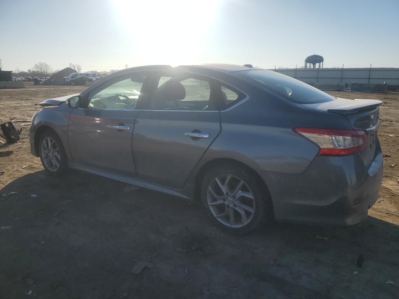 2015 Nissan Sentra - Image 2