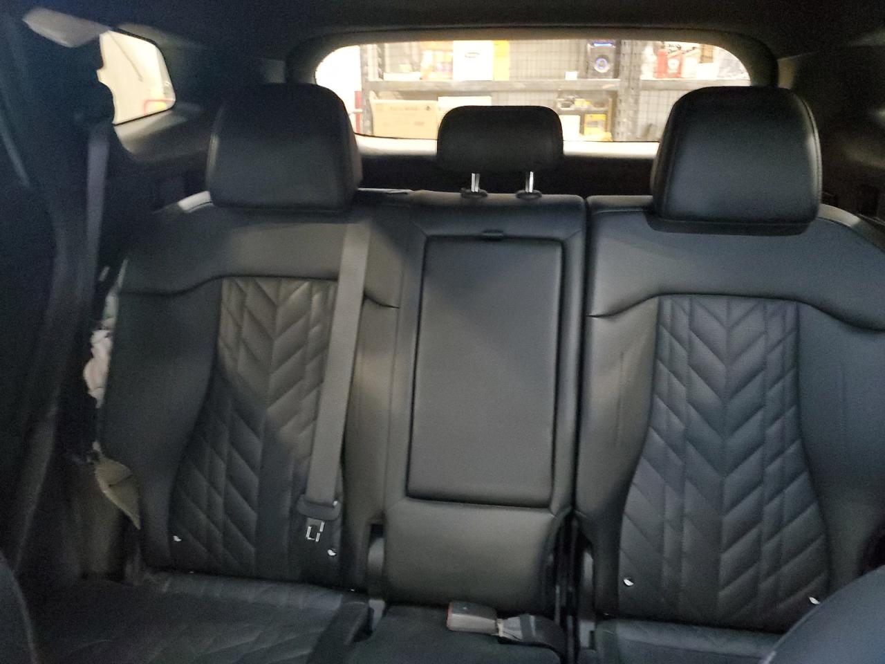 2024 Kia Sportage - Image 10