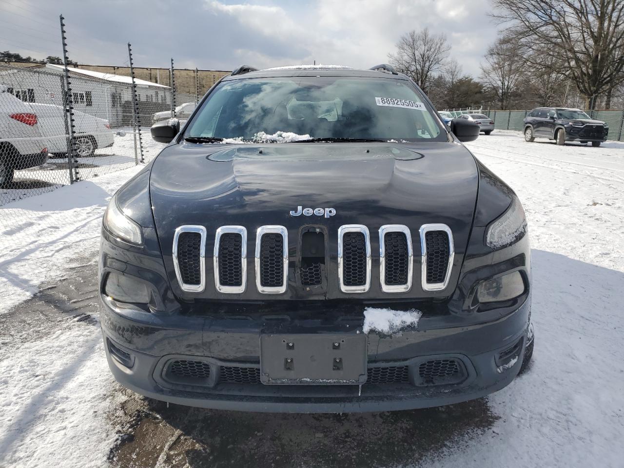 2017 Jeep Grand Cherokee - Image 5