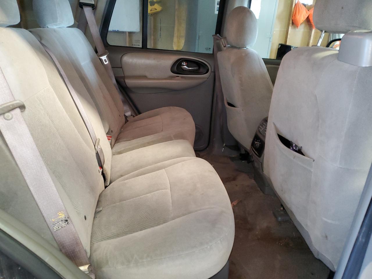 2006 Chevrolet TrailBlazer - Image 11