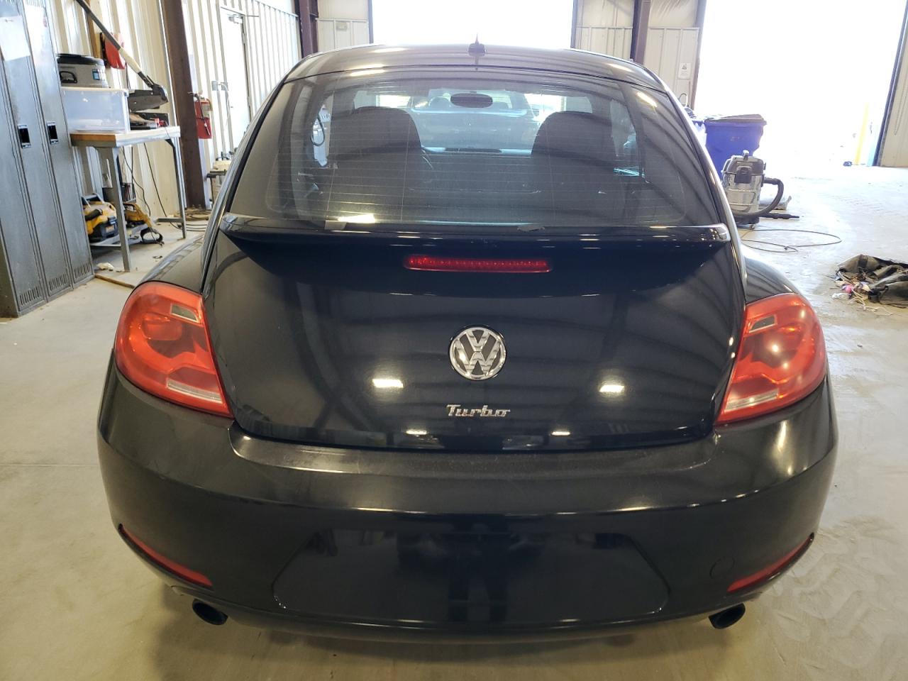 2012 Volkswagen Beetle - Image 6