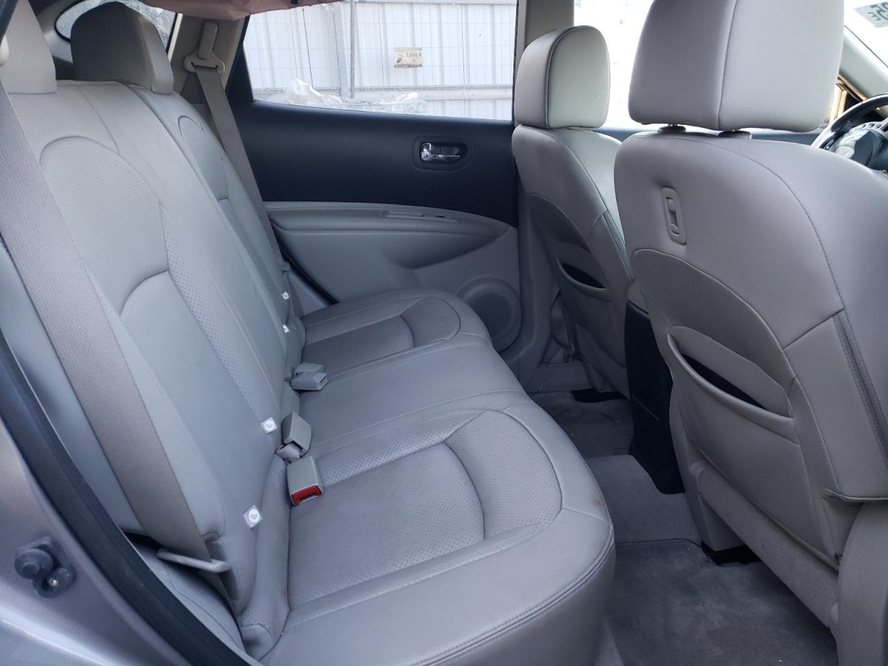 2011 Nissan Rogue - Image 10