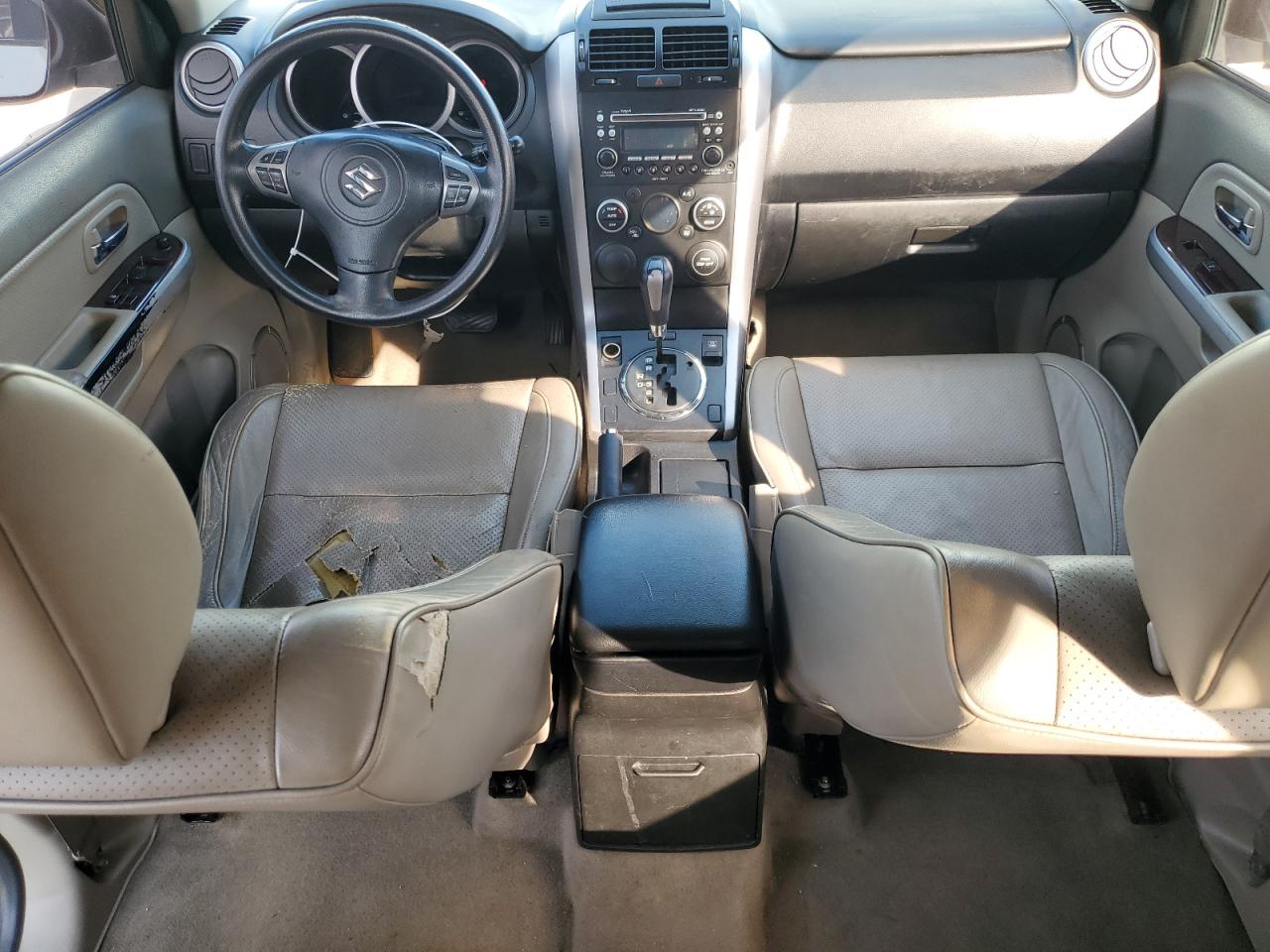 2011 Suzuki Grand Vitara - Image 8