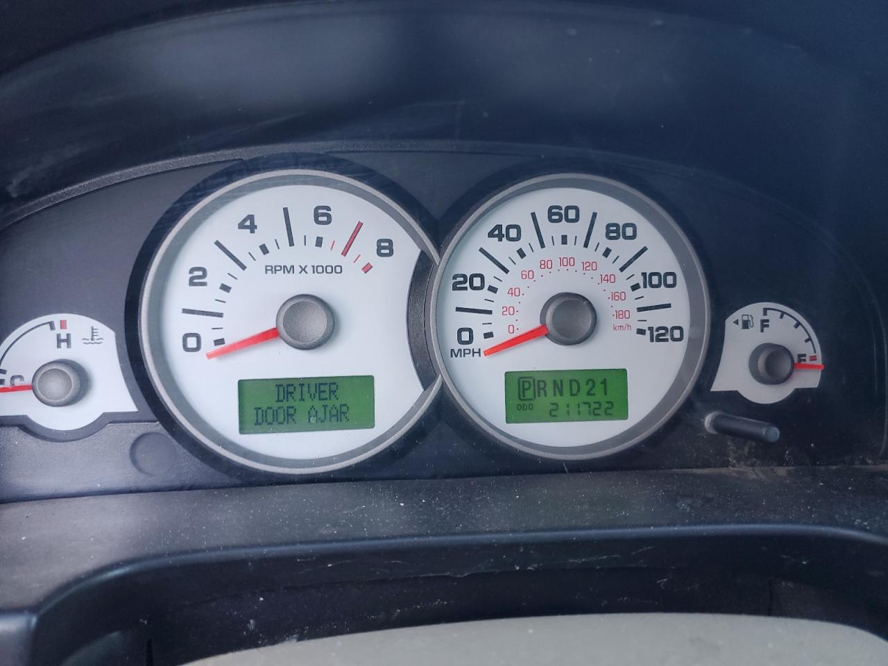 2007 Ford Escape - Image 9