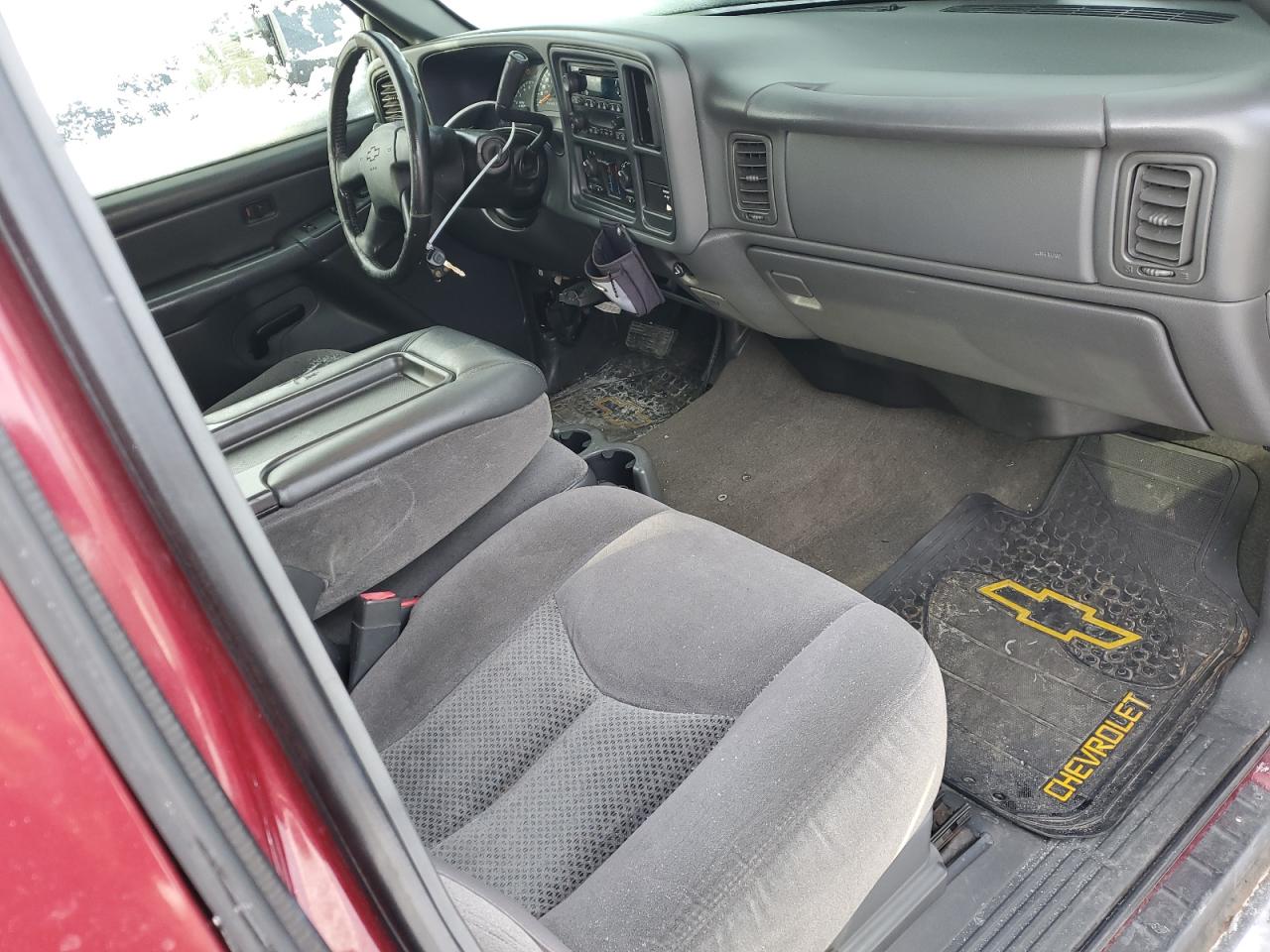 2007 Chevrolet Silverado - Image 8