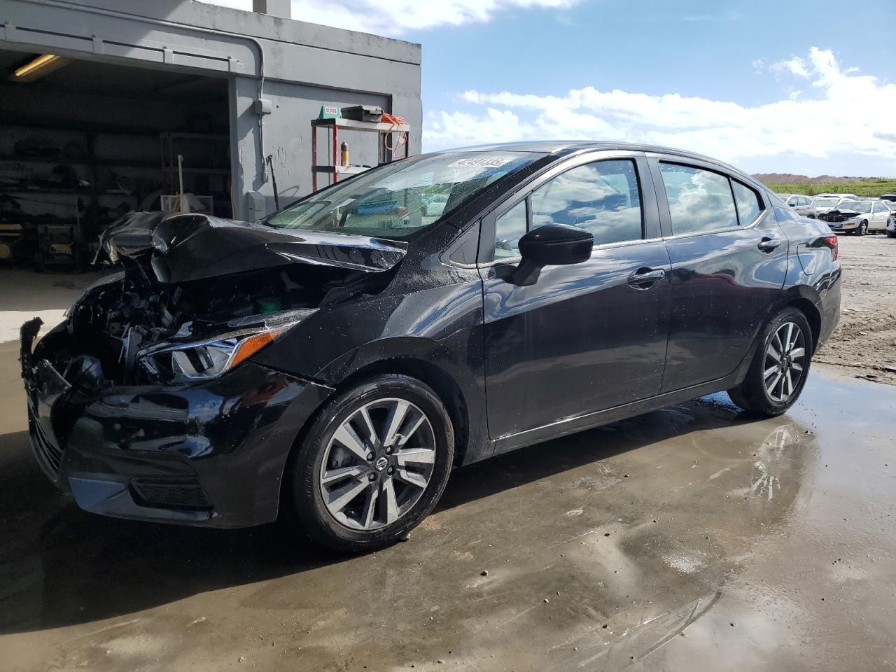 2021 Nissan Versa - Image 1
