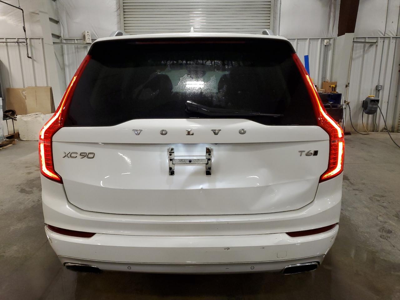 2016 Volvo XC90 - Image 6