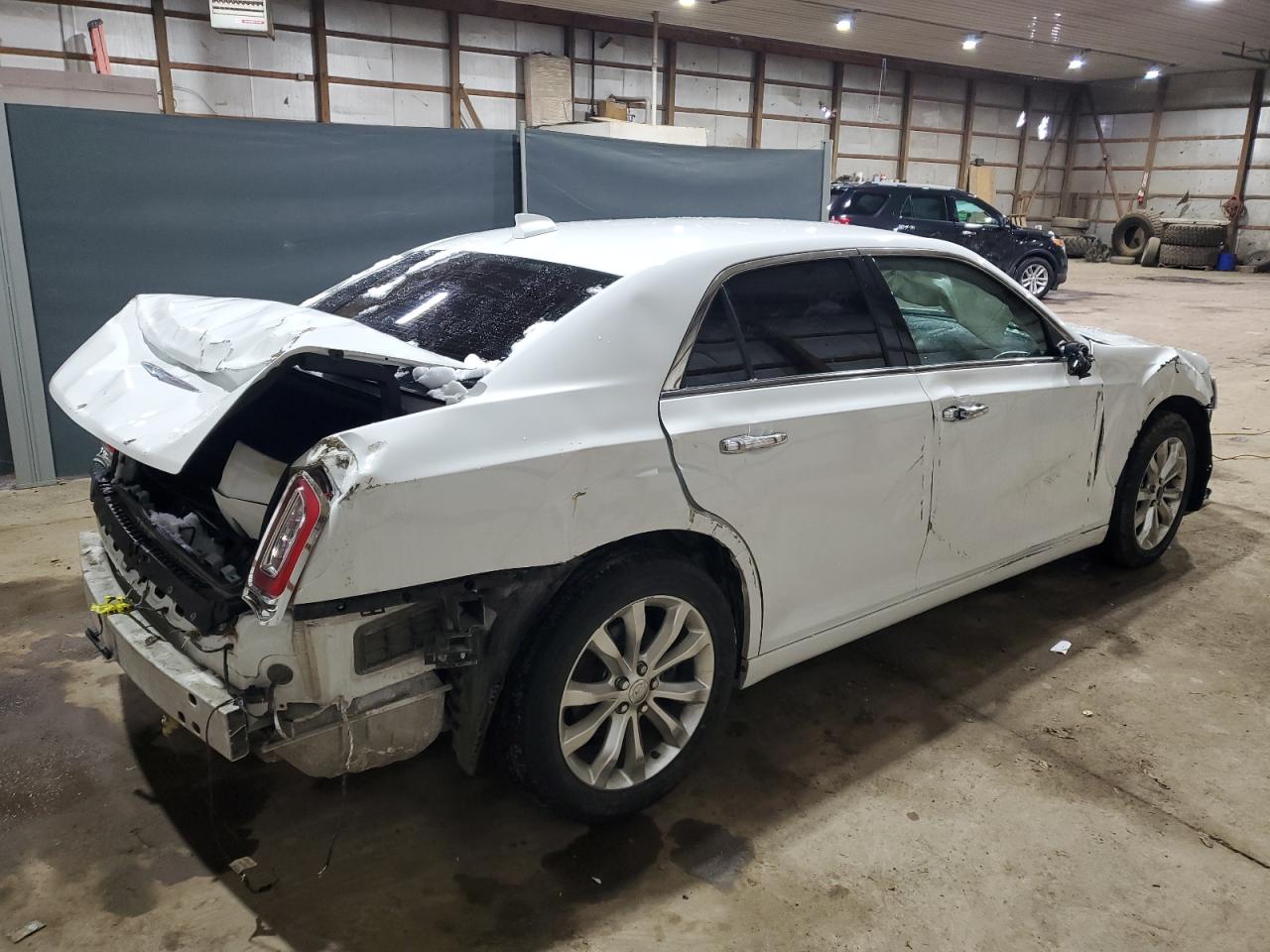2018 Chrysler 300 - Image 3