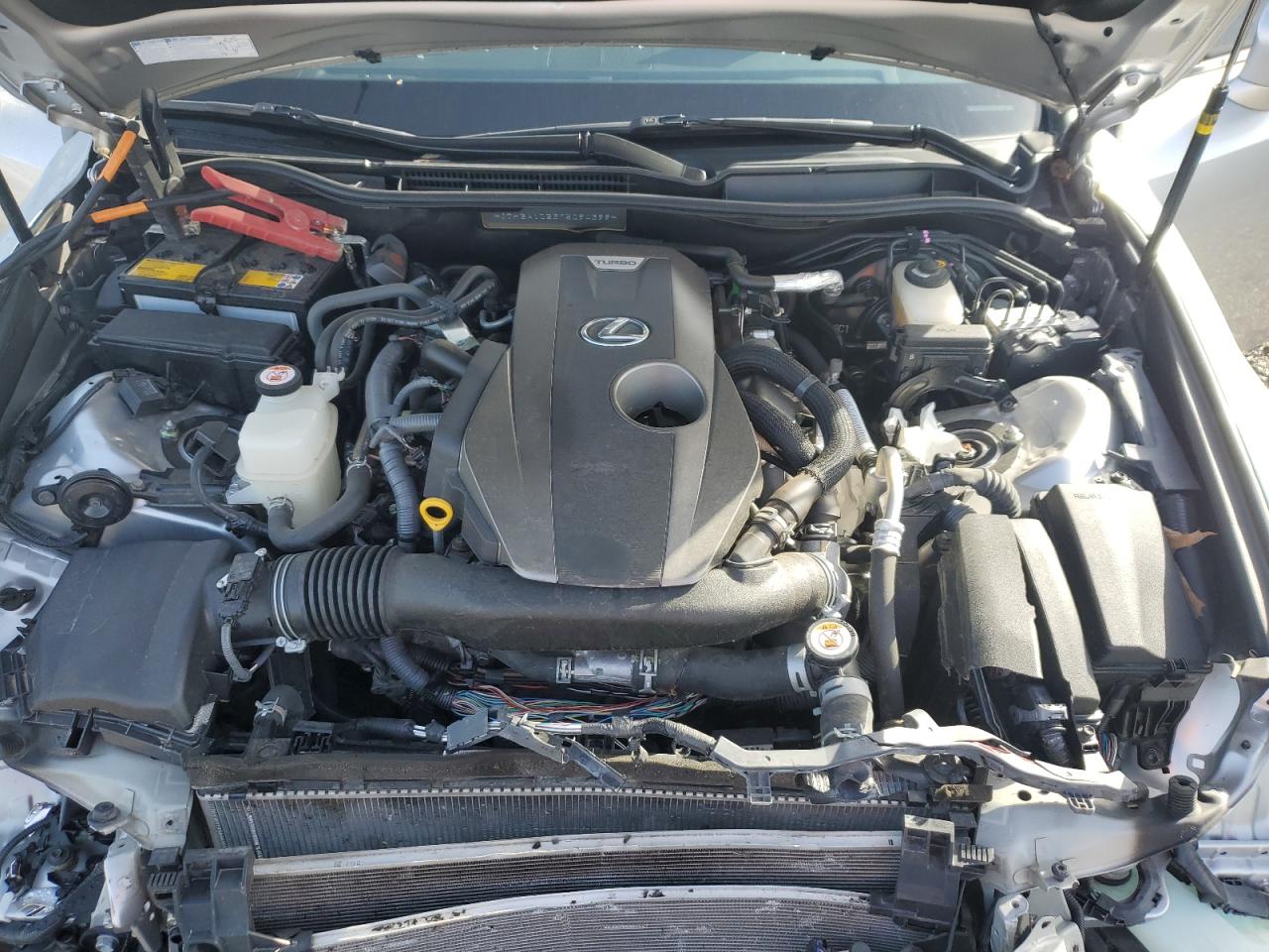2019 Lexus IS - Image 11