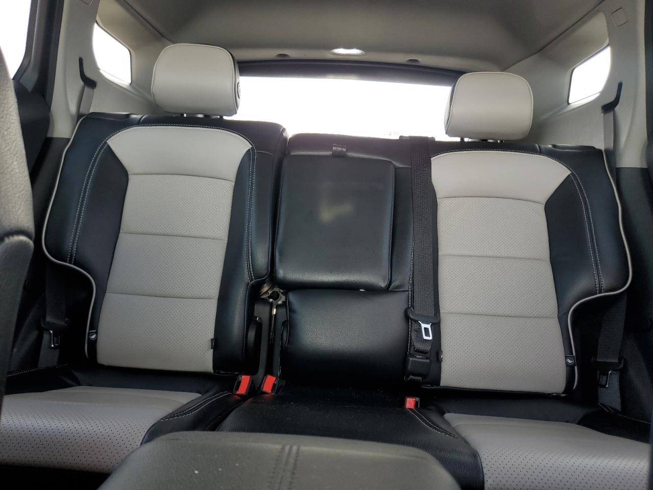 2018 GMC Terrain - Image 10