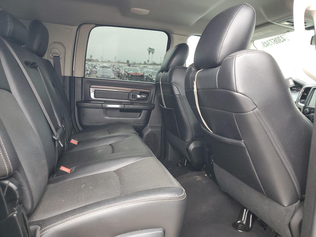 2017 RAM 2500 - Image 10
