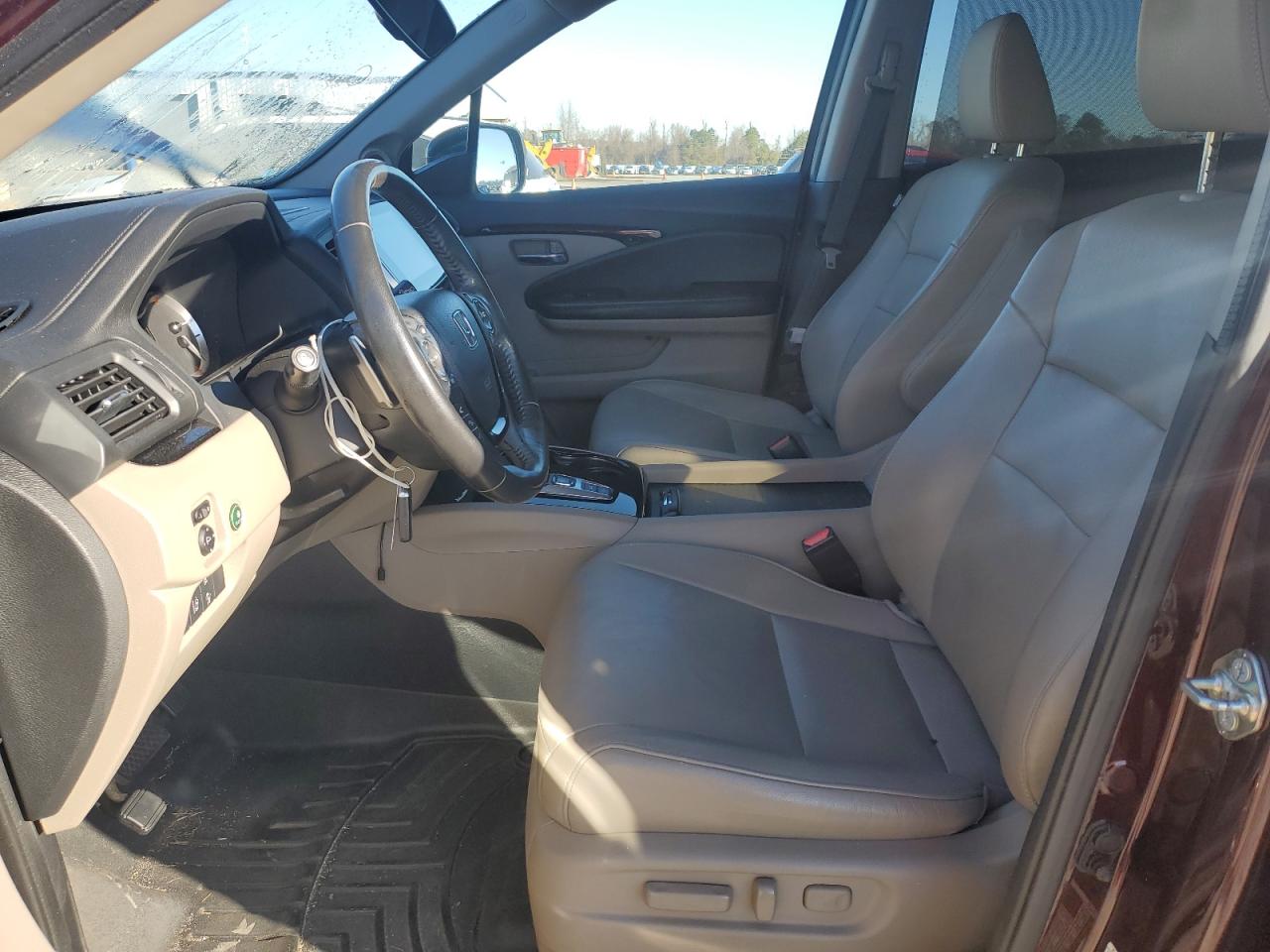 2017 Honda Pilot - Image 7