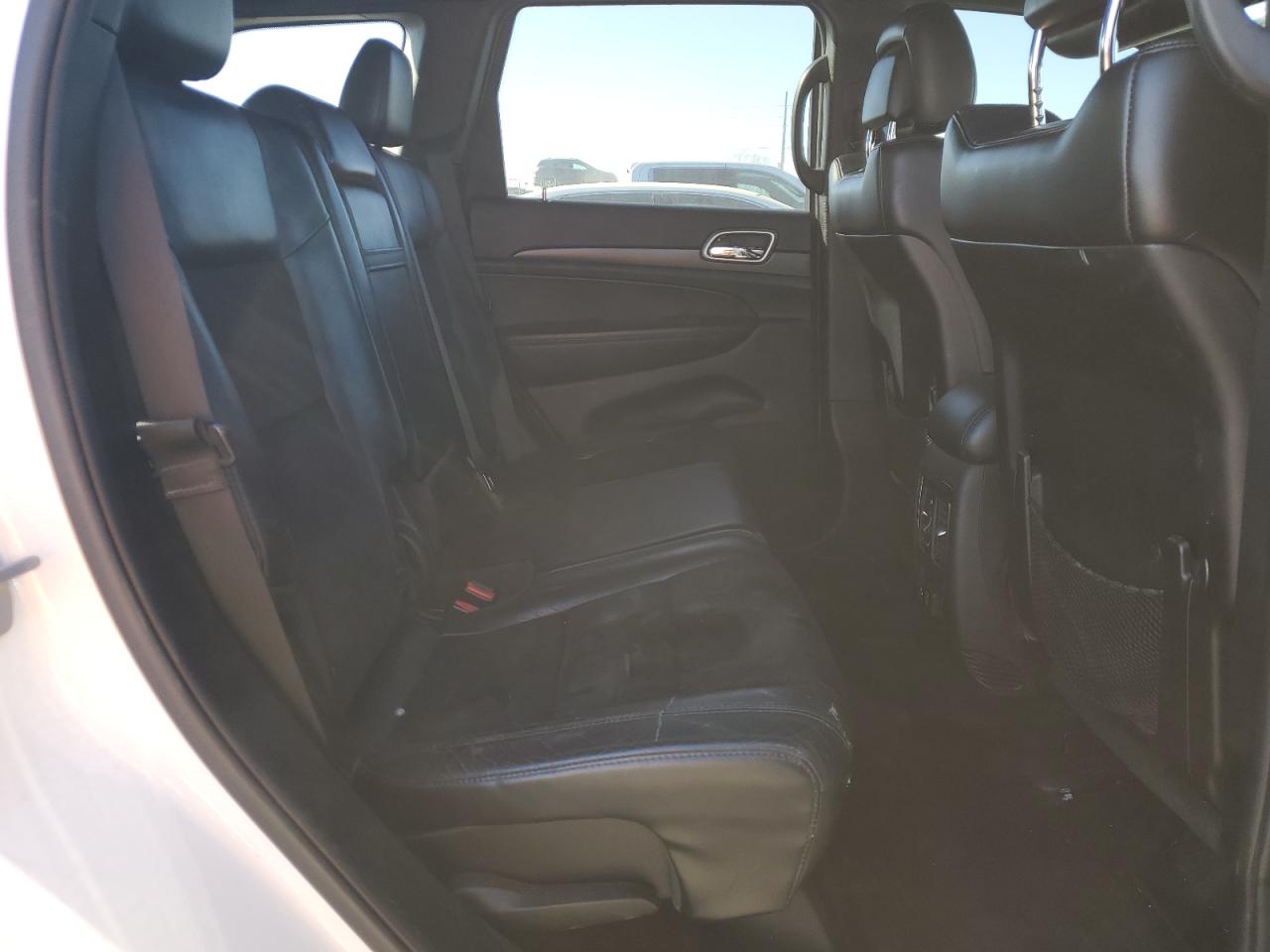 2017 Jeep Grand Cherokee - Image 11