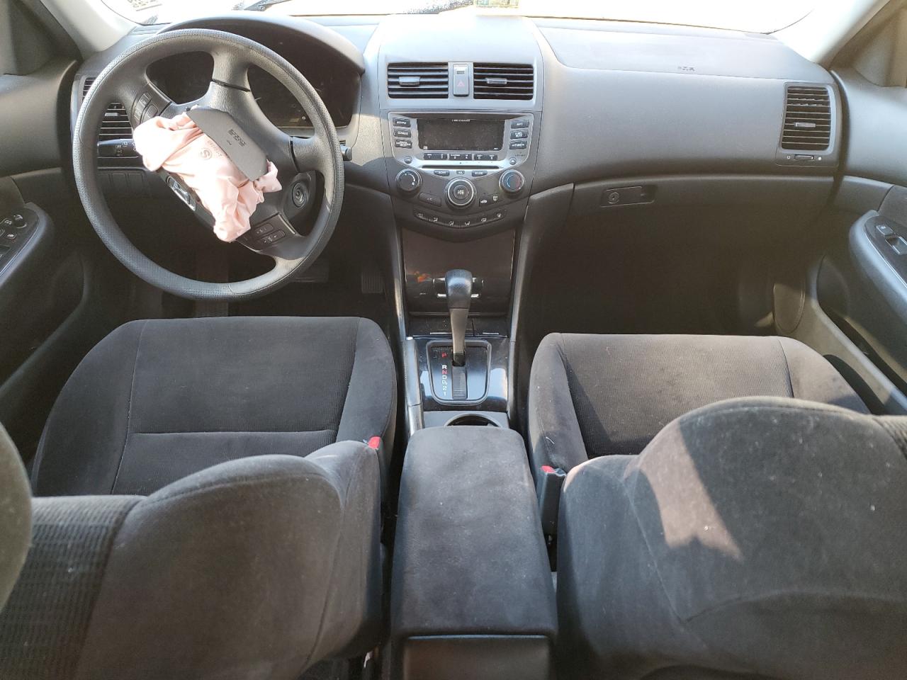 2007 Honda Accord - Image 8