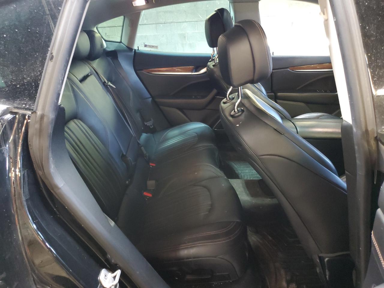 2017 Maserati Levante - Image 11