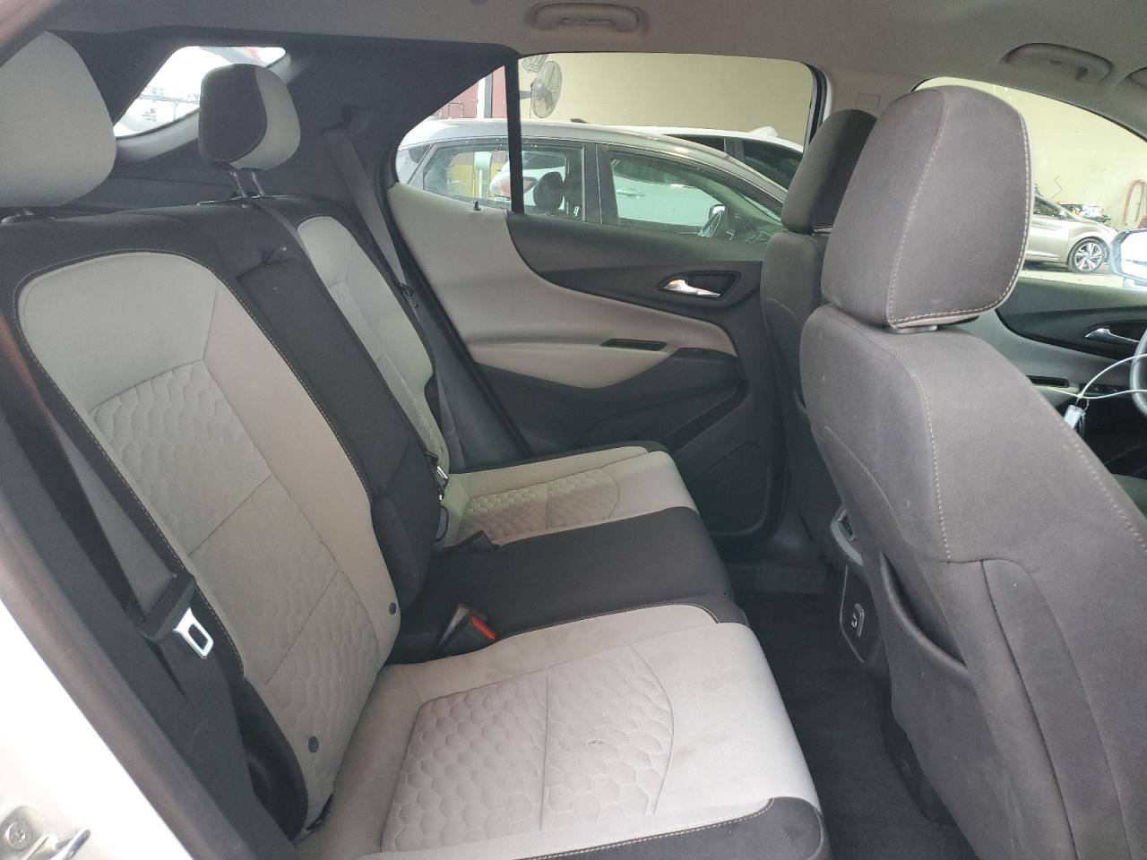 2021 Chevrolet Equinox - Image 11