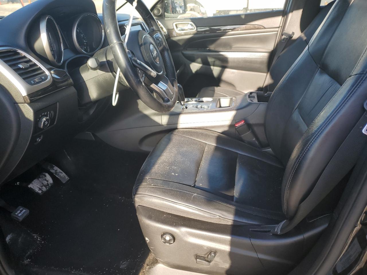2012 Jeep Grand Cherokee - Image 7