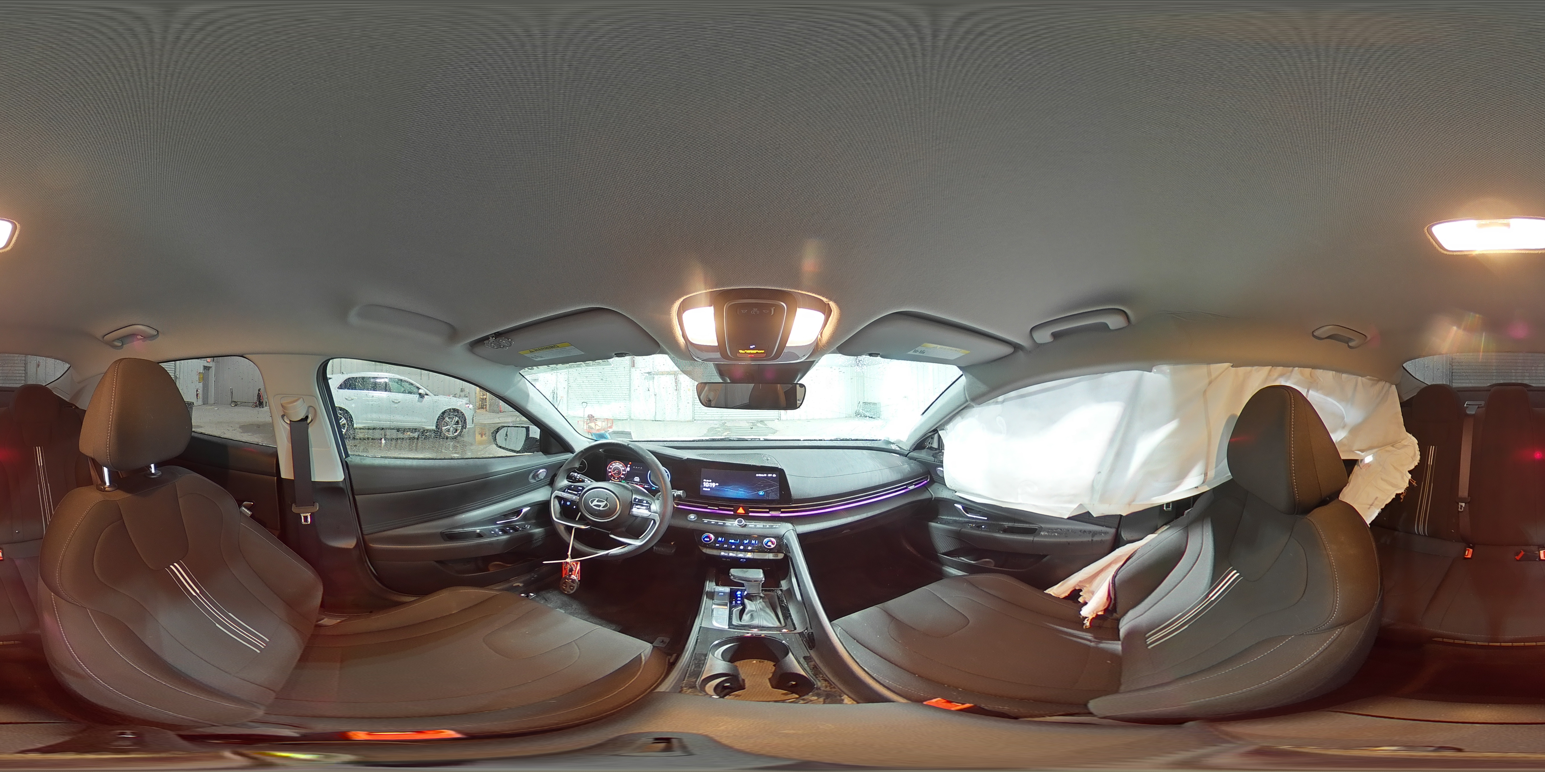 2024 Hyundai Elantra - Image 14