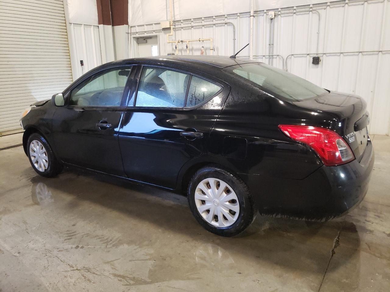 2012 Nissan Versa - Image 2