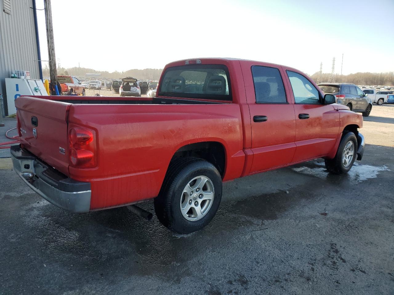 2005 Dodge Dakota - Image 3