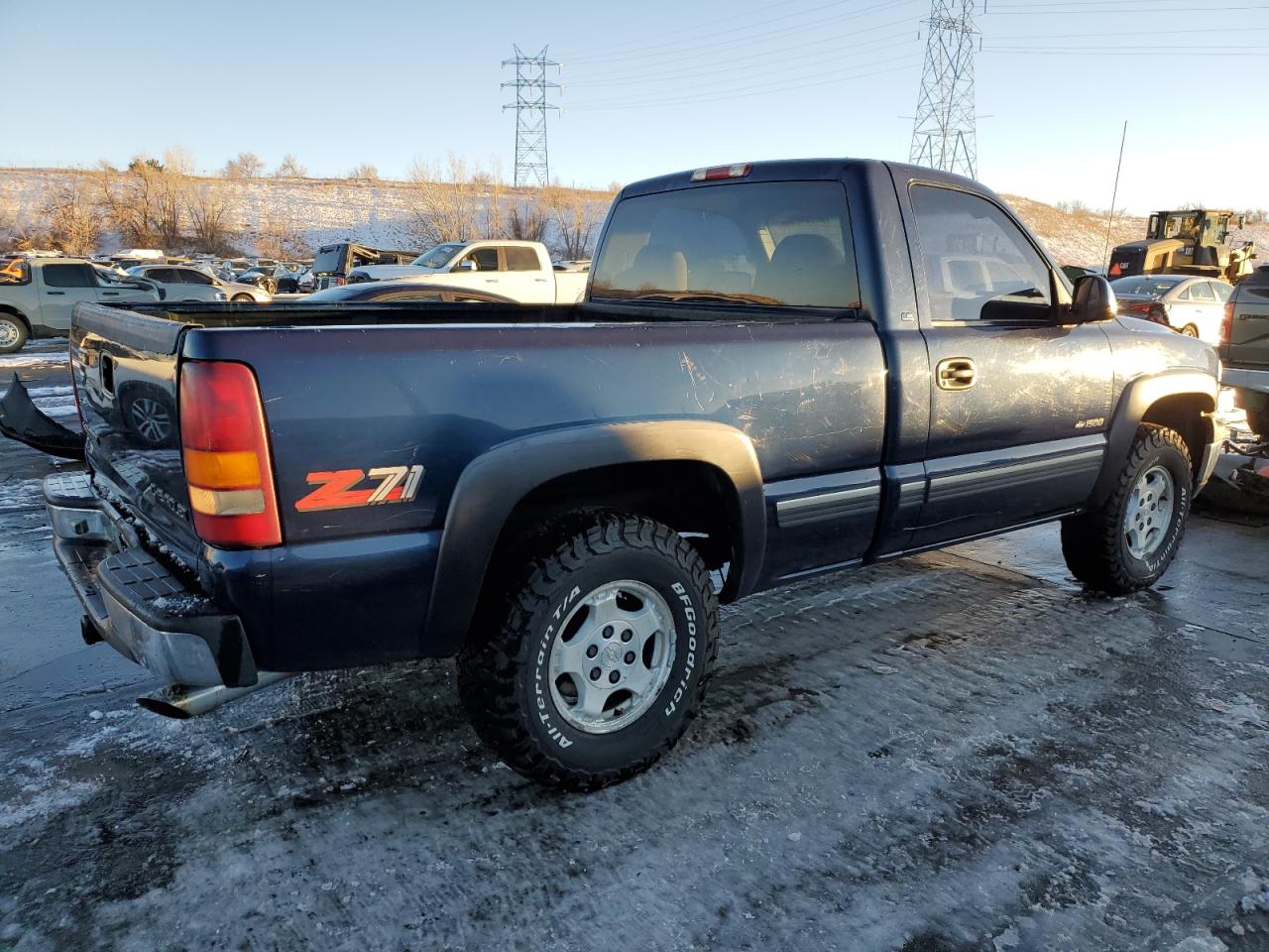 2000 Chevrolet Silverado - Image 3