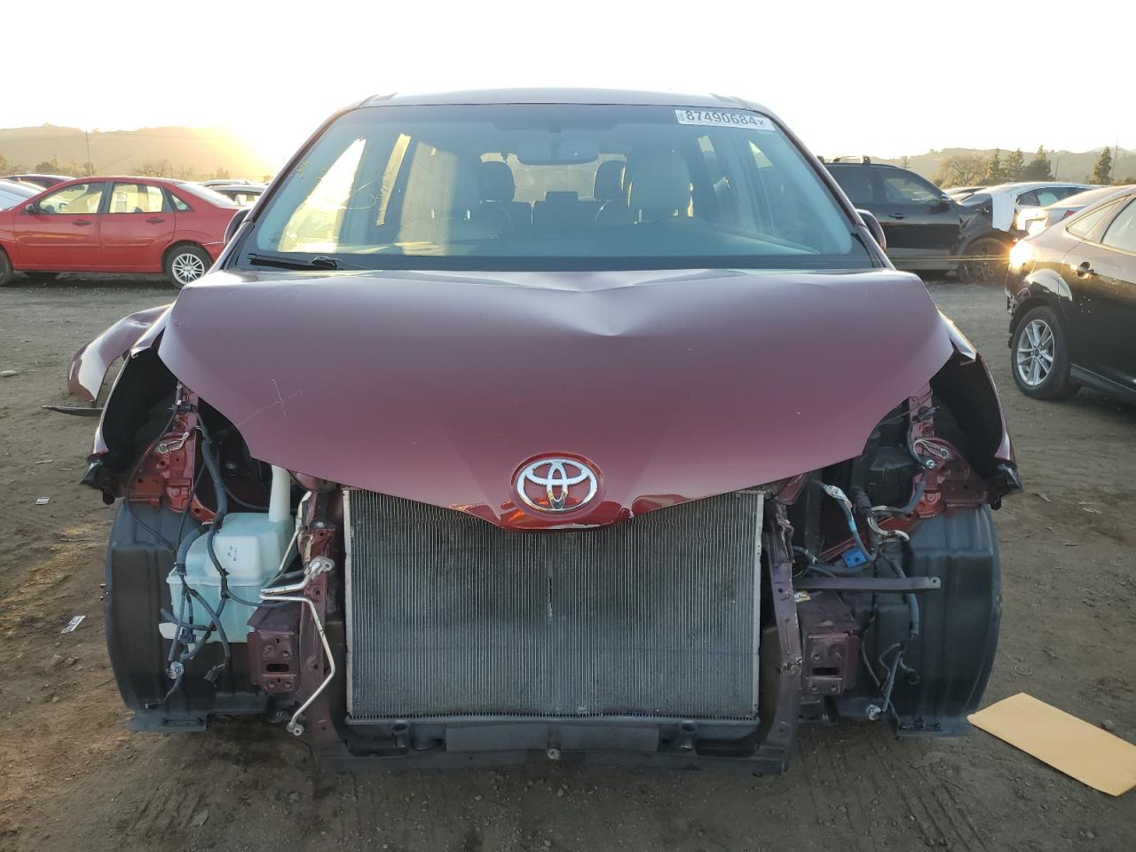 VIN 5TDDK3DC9FS104896 2015 TOYOTA All Models no.5