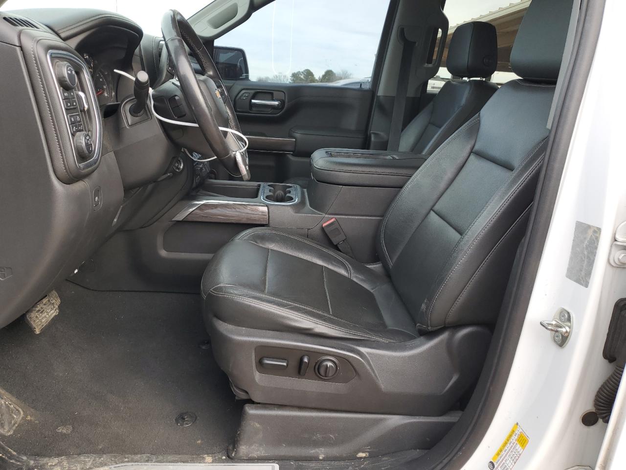 2019 Chevrolet Silverado - Image 7