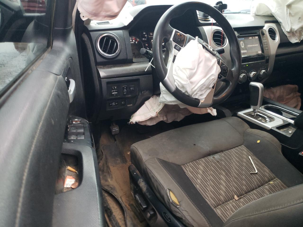 2018 Toyota Tundra - Image 8