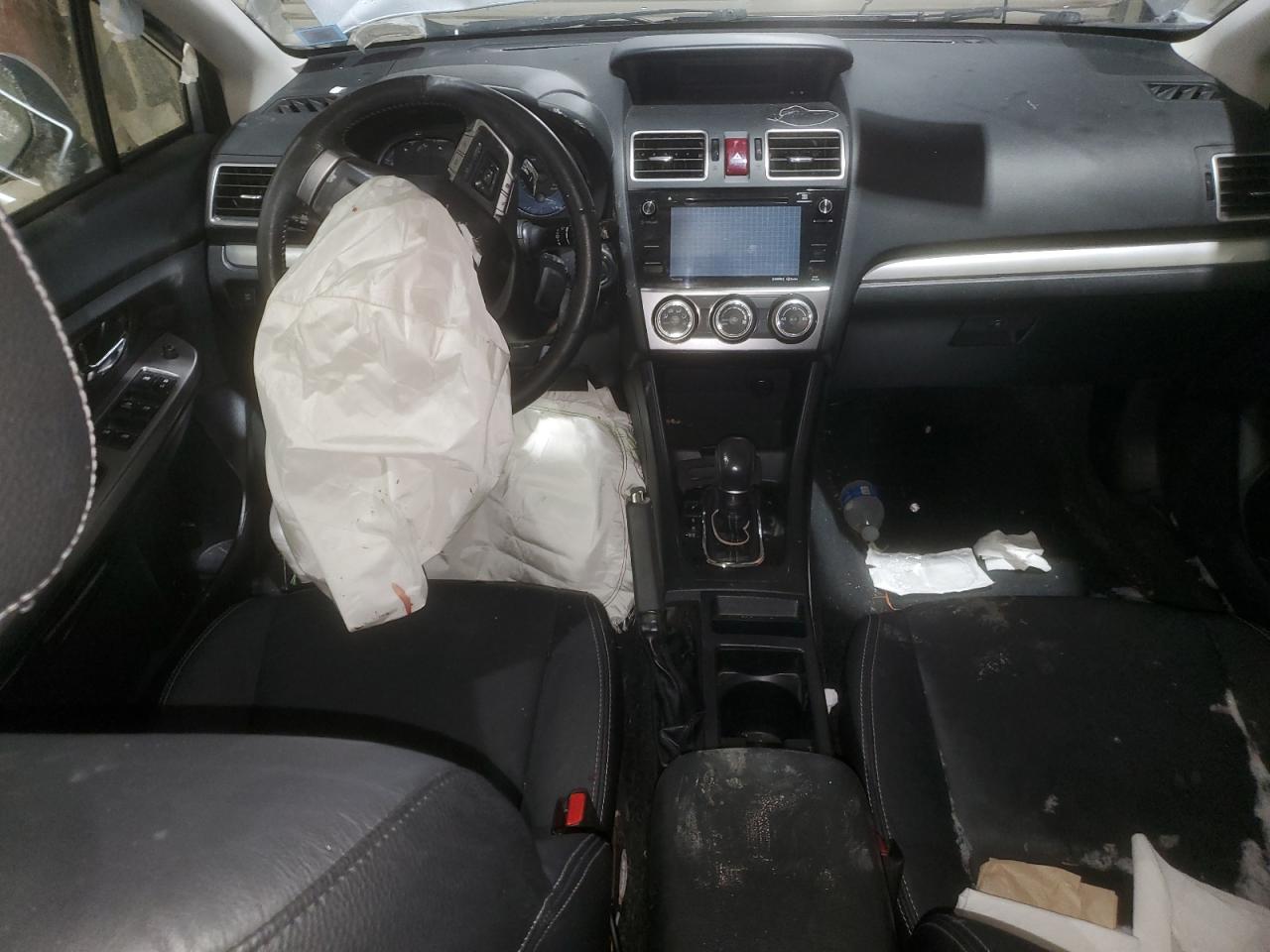 2015 Subaru XV - Image 8