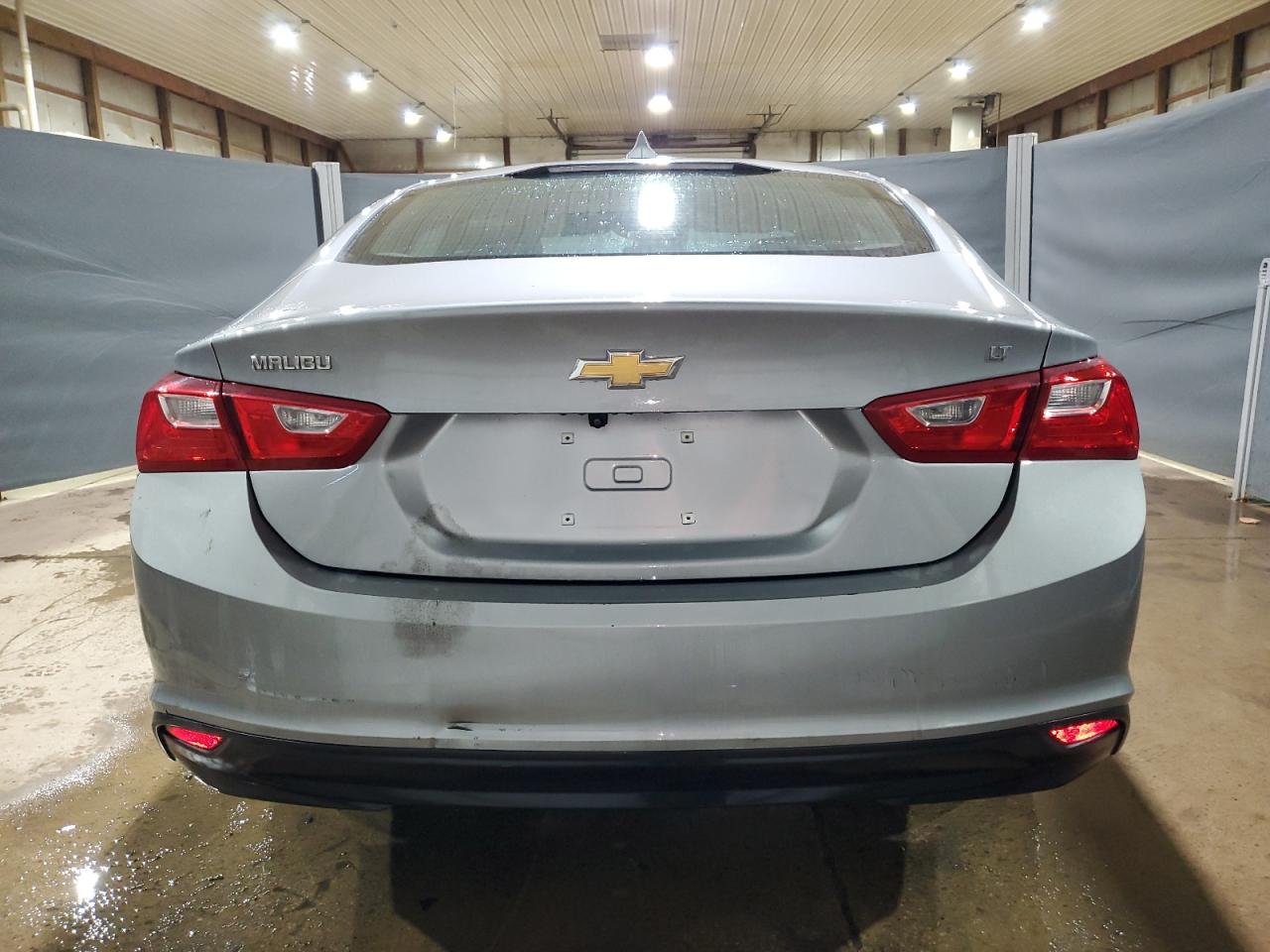 2023 Chevrolet Malibu - Image 6