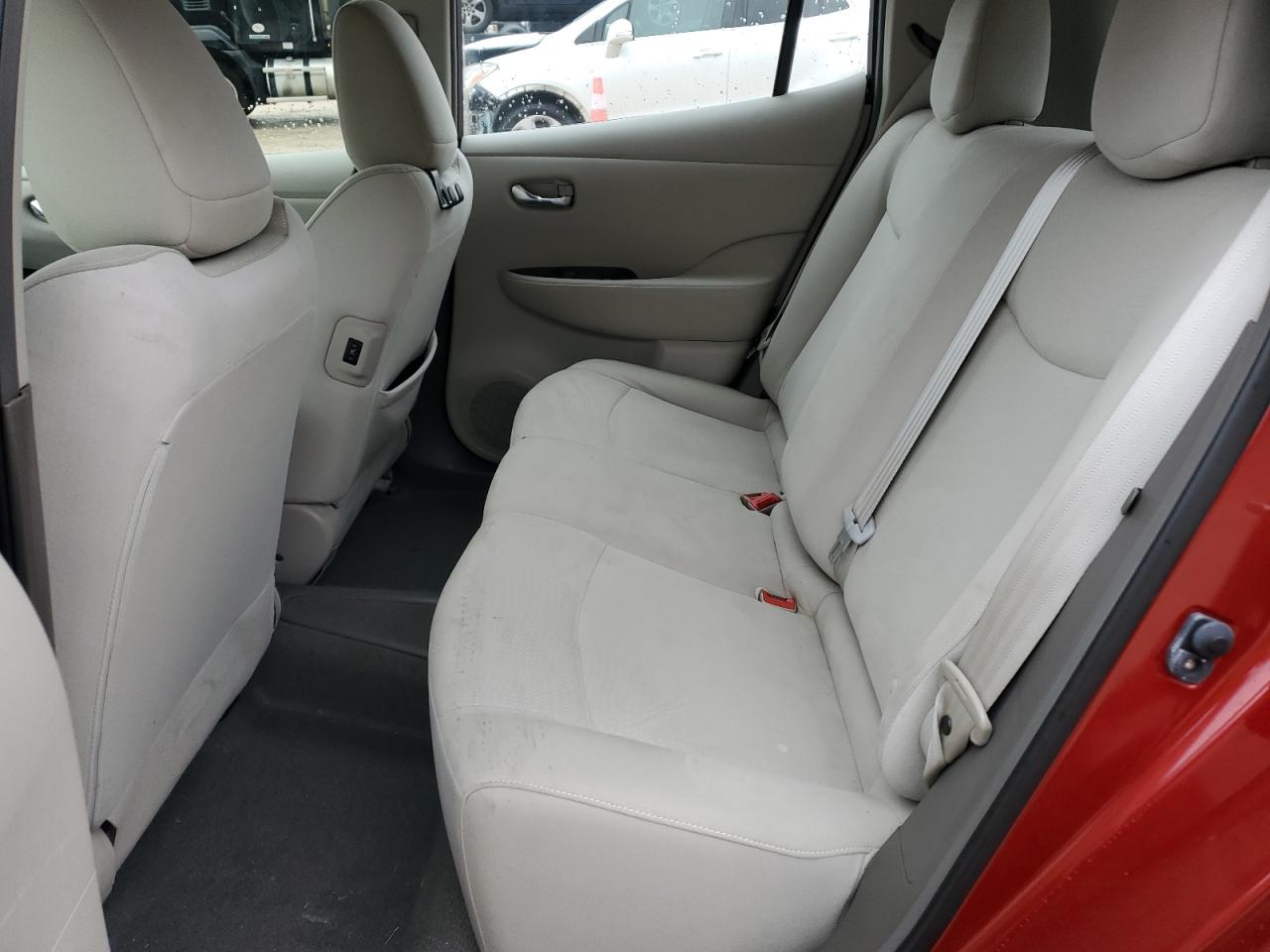 2012 Nissan Leaf - Image 10