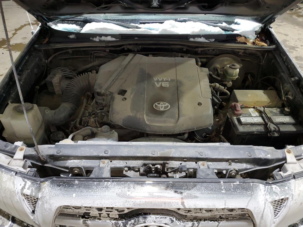 2011 Toyota Tacoma - Image 11