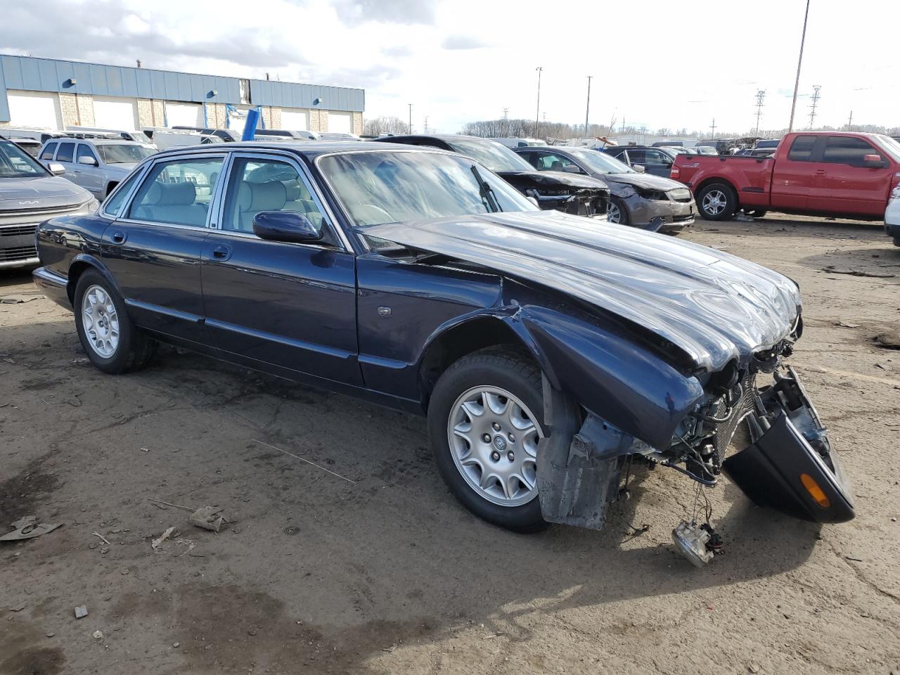 2003 Jaguar XJ - Image 4