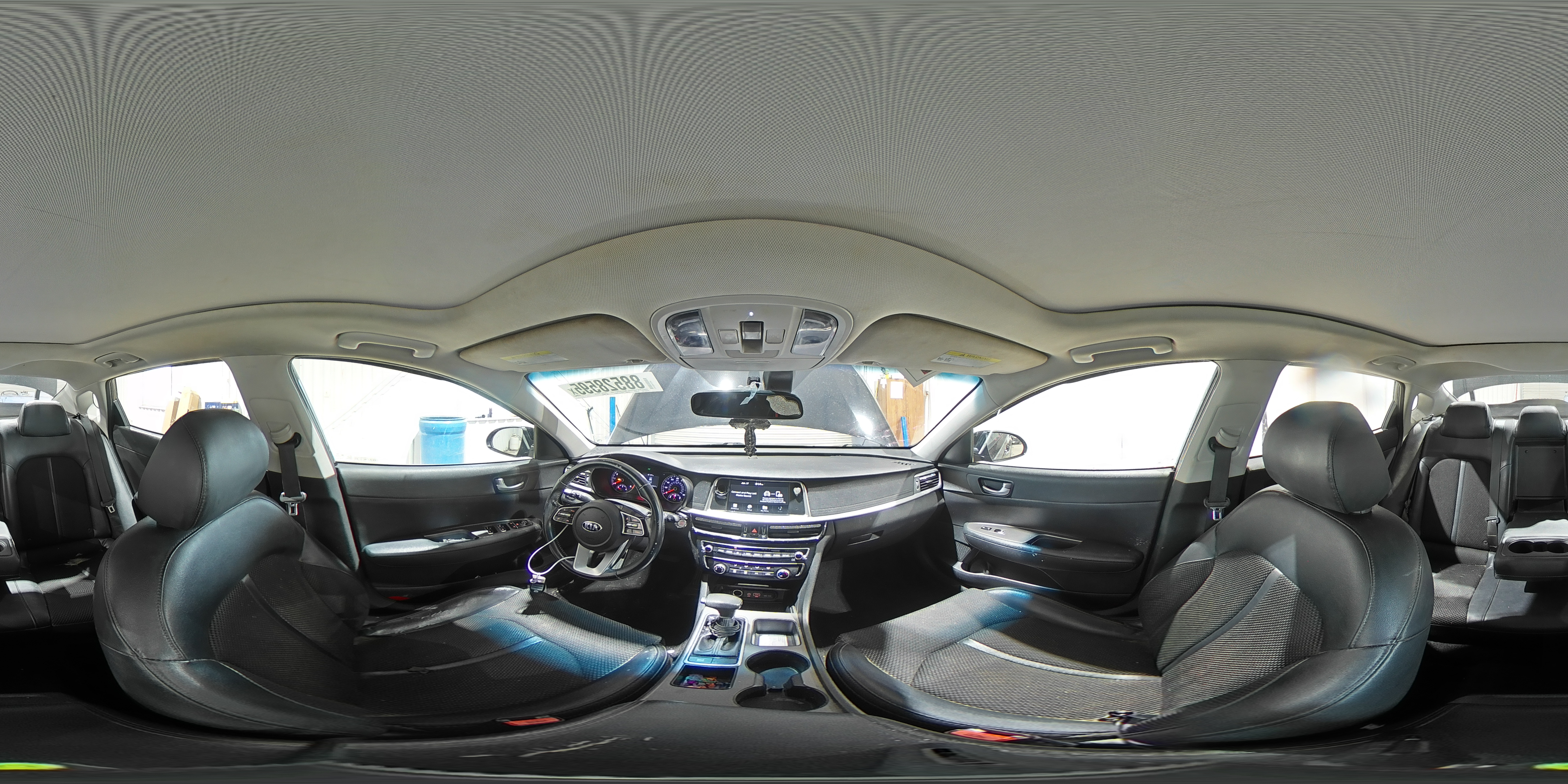 2020 Kia Optima - Image 13