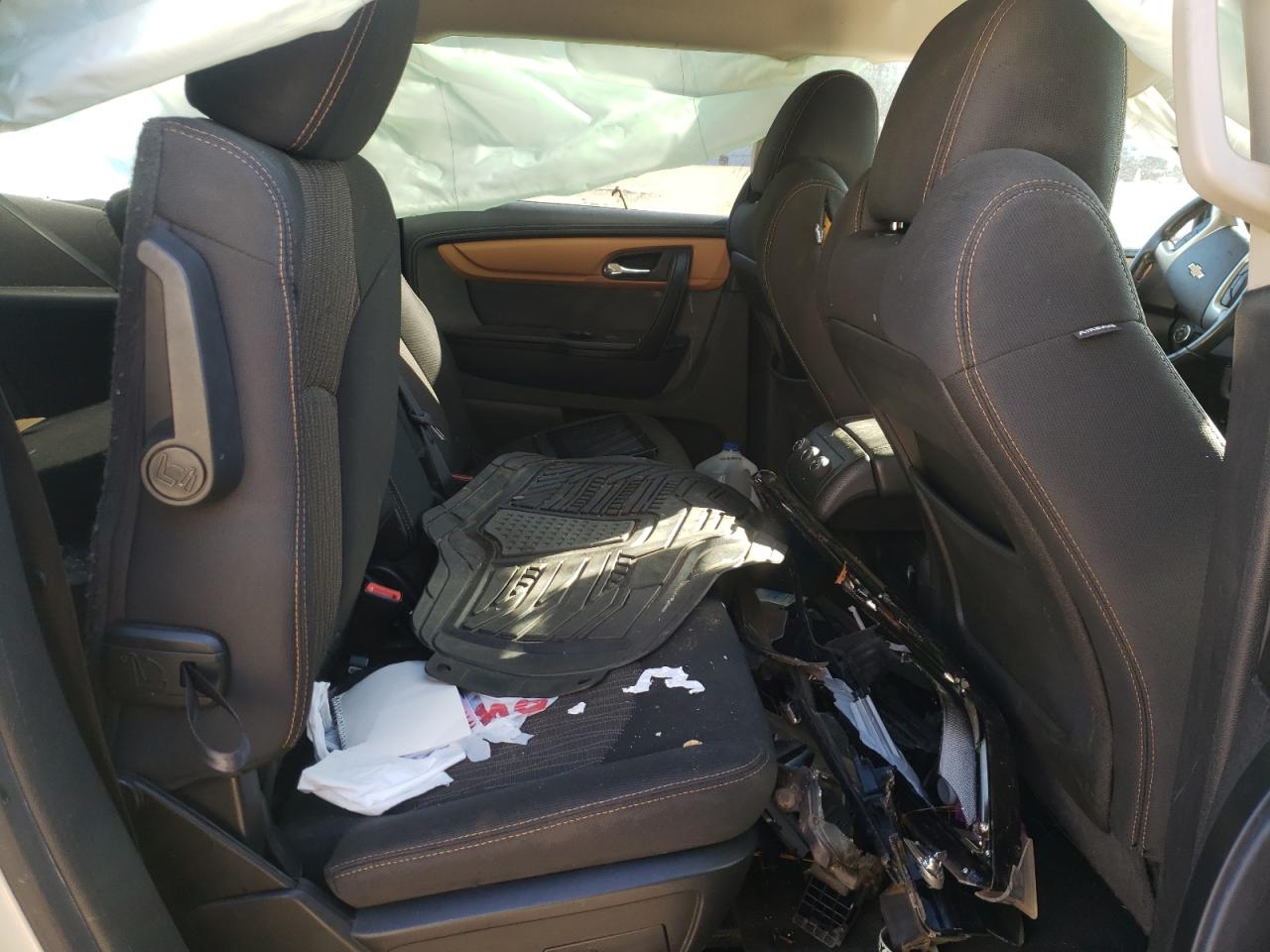 2013 Chevrolet Traverse - Image 11