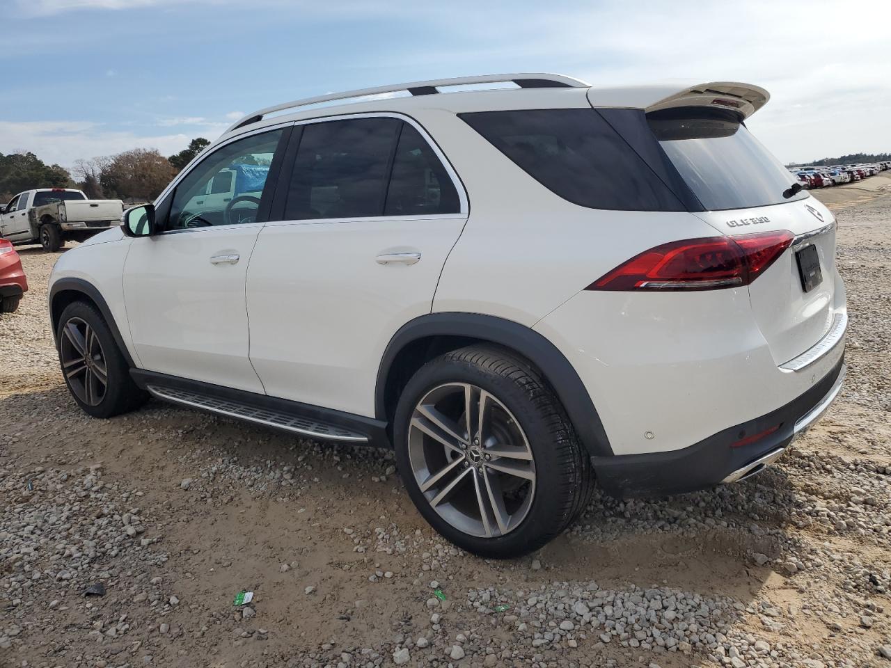 2020 Mercedes-Benz GLE - Image 2