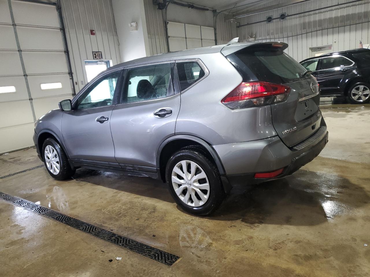 2020 Nissan Rogue - Image 2
