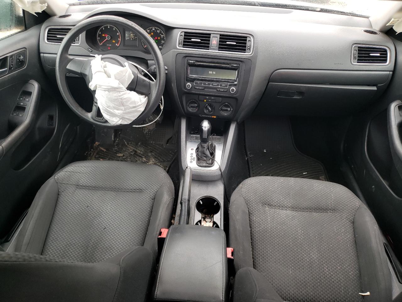 2014 Volkswagen Jetta - Image 8