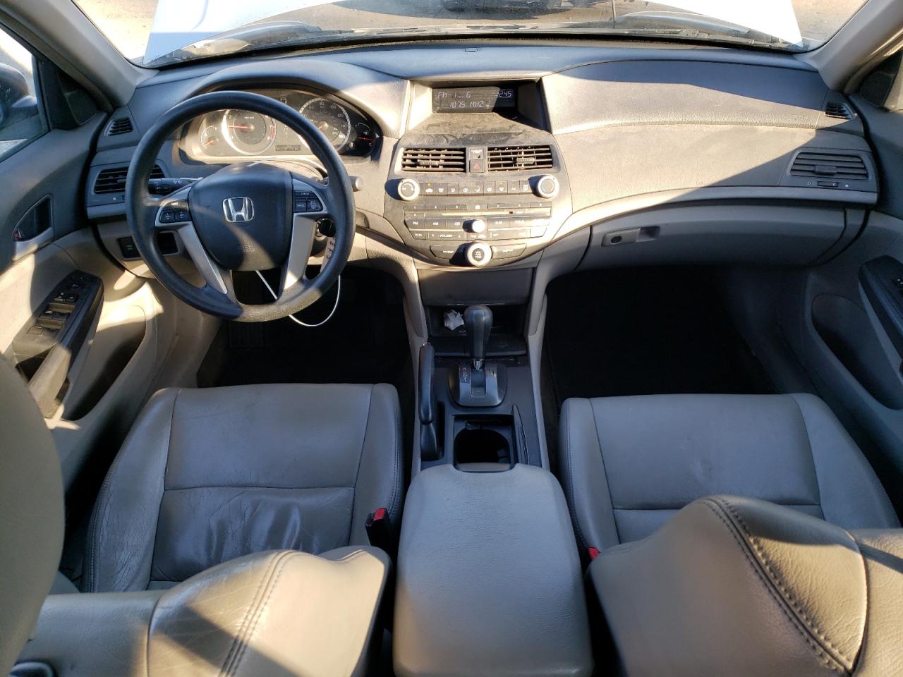 2009 Honda Accord - Image 8