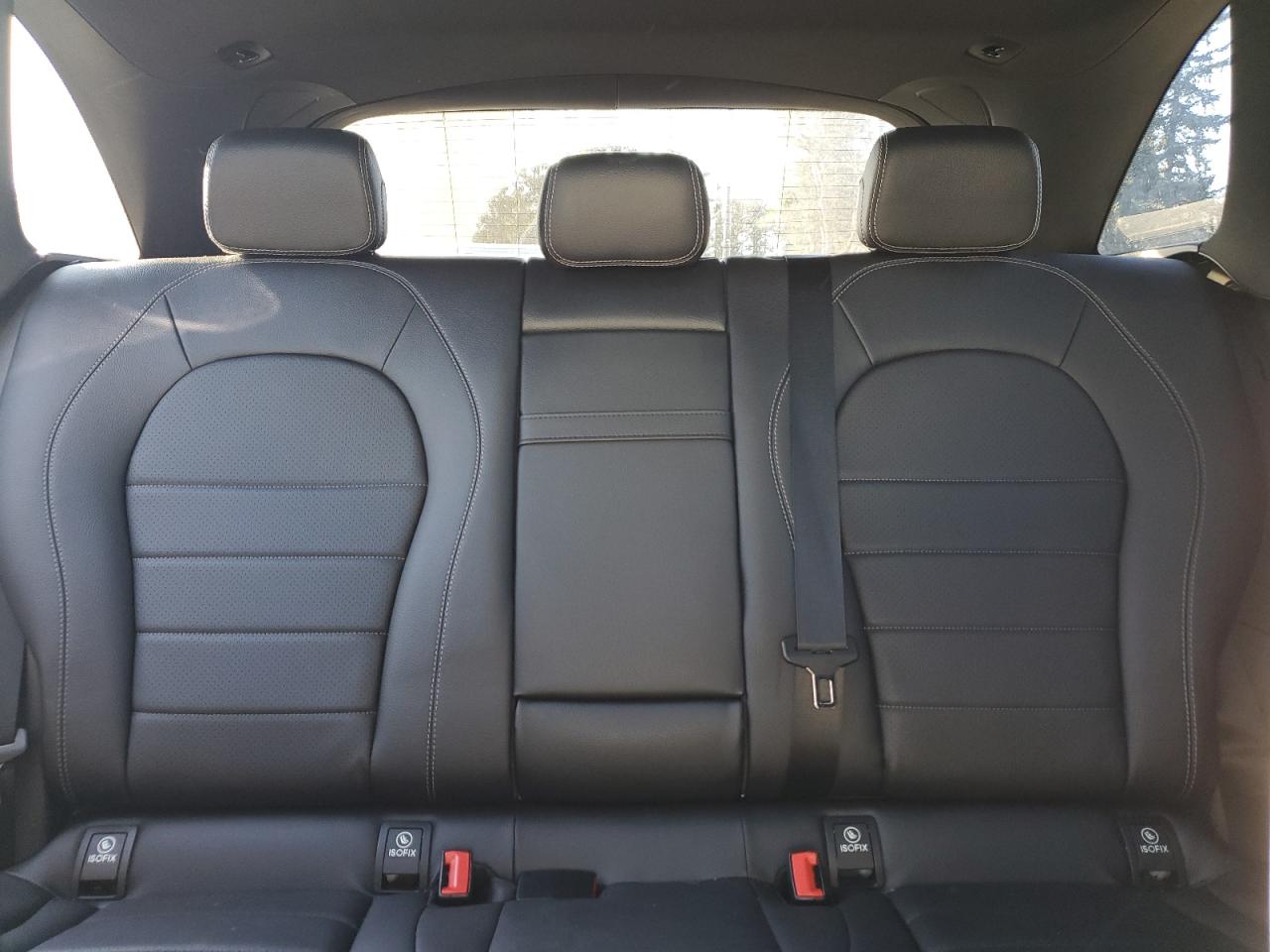 2017 Mercedes-Benz GLC - Image 10