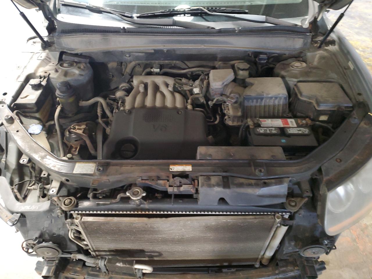 2008 Hyundai Santa Fe - Image 12