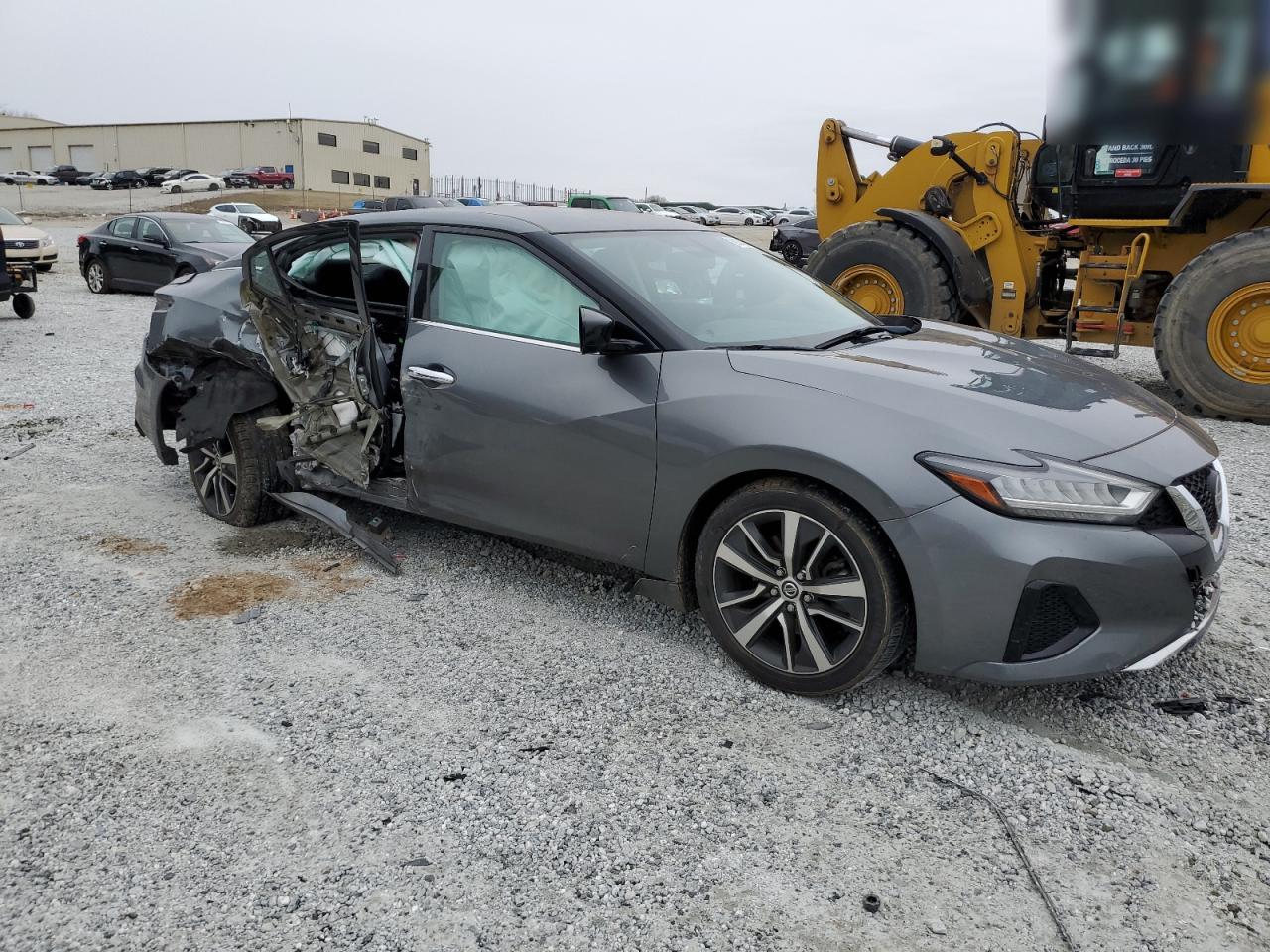 2019 Nissan Maxima - Image 4