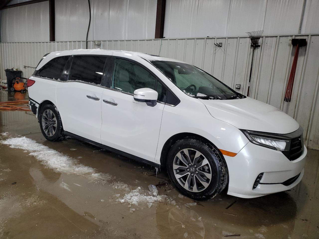 2022 Honda Odyssey - Image 4