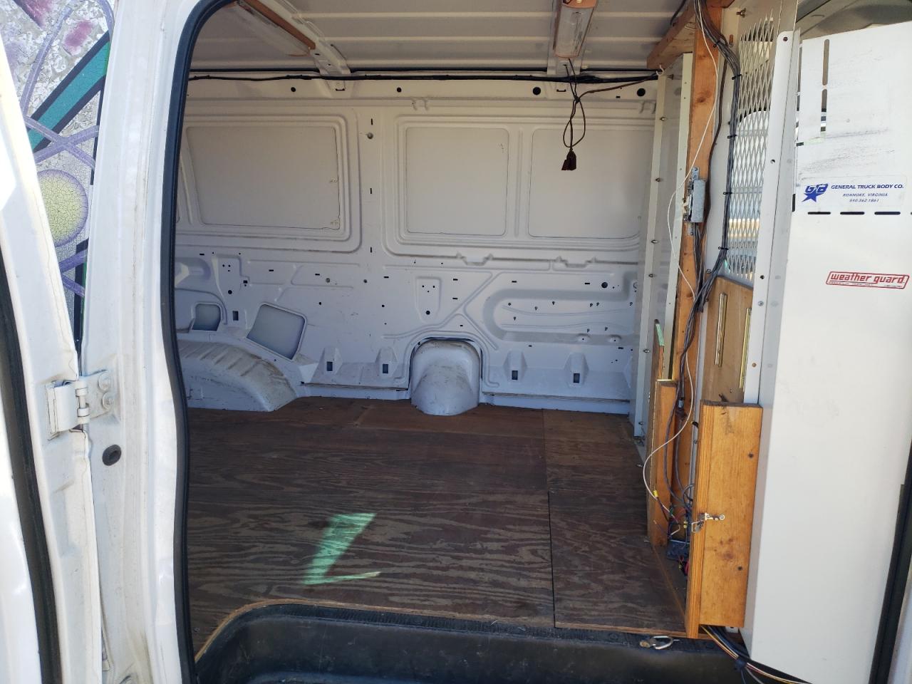 1999 Ford Econoline - Image 11