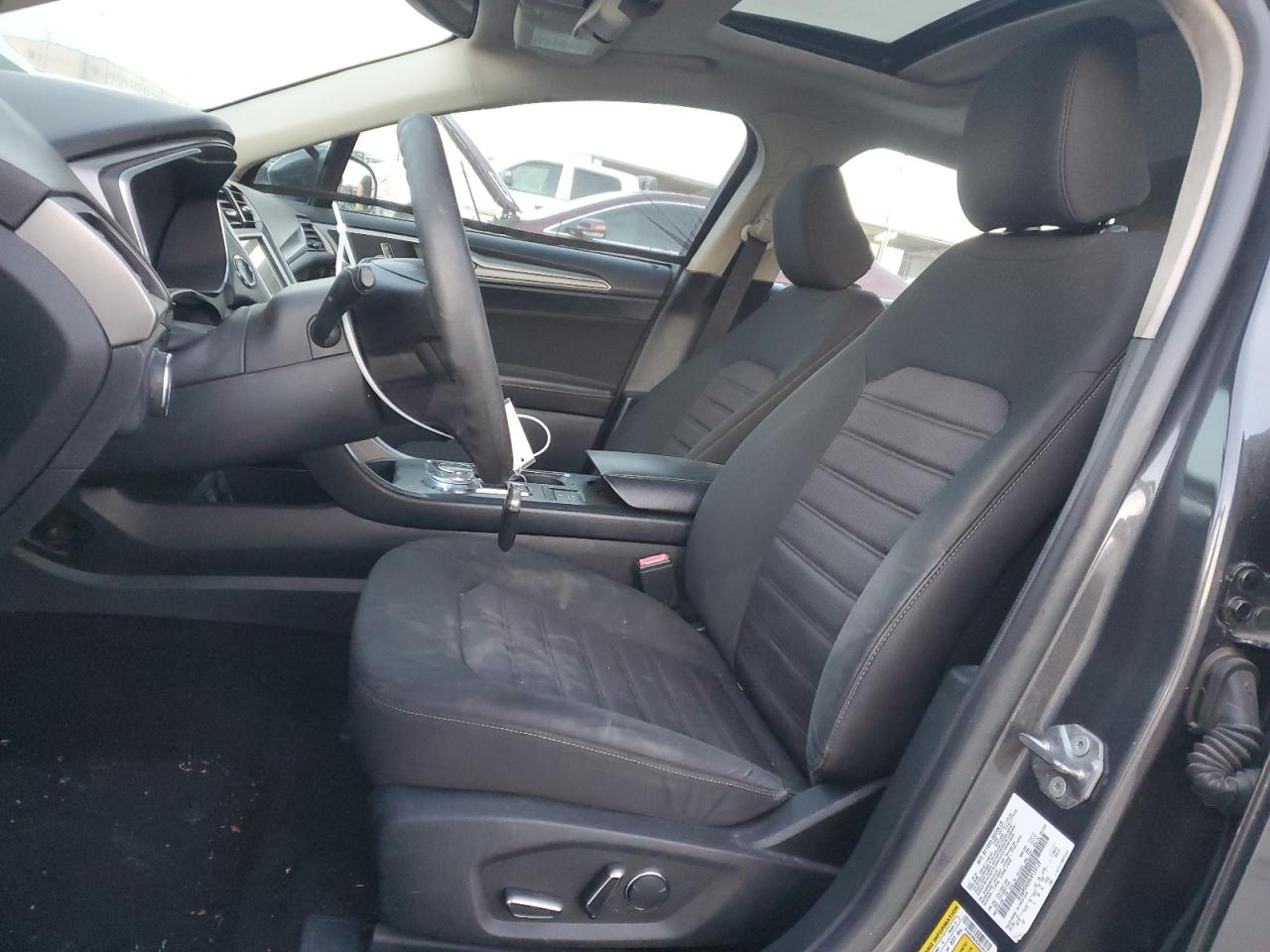 2020 Ford Fusion - Image 7